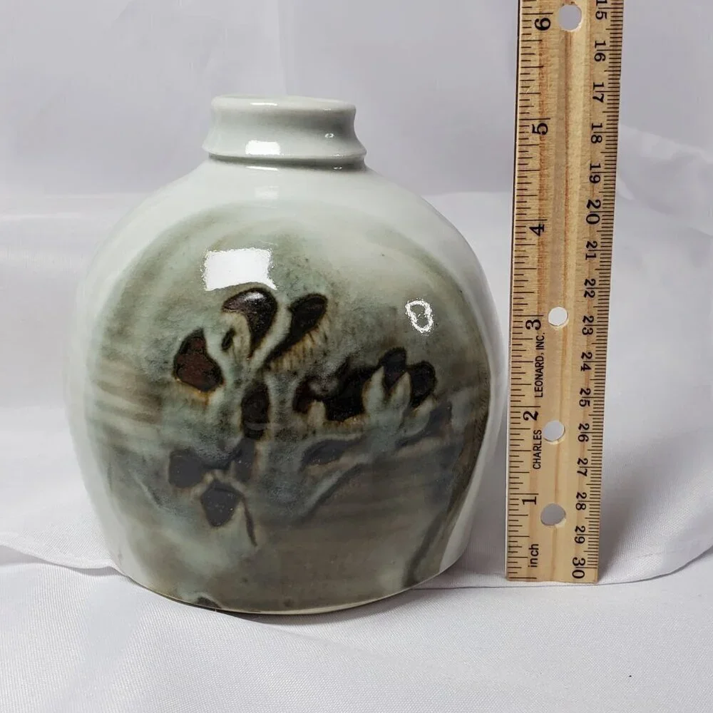 Vintage Handcrafted Bud Vase With Abstract Design Studio Art Artisan Made 5.25